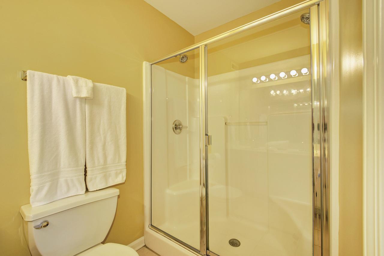 Restaurant Row Townhouse 2 King Bedrooms Louisville Esterno foto