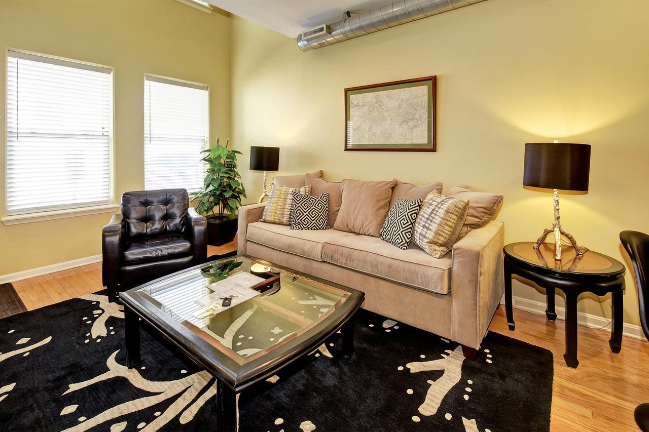 Restaurant Row Townhouse 2 King Bedrooms Louisville Esterno foto